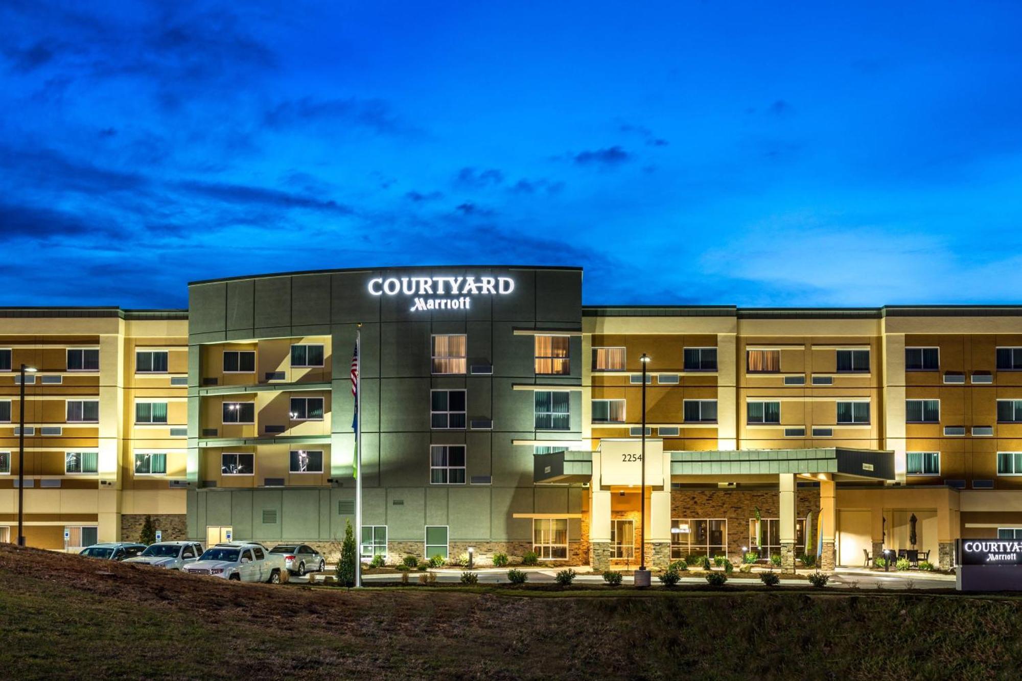 Courtyard By Marriott Somerset Exterior photo